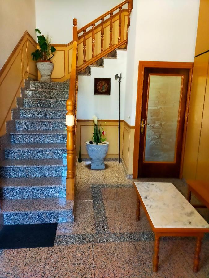 Apartamento En El Casco Antiguo De Ponferrada Buitenkant foto